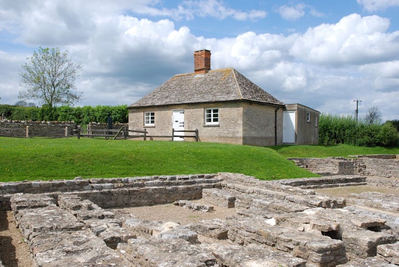 near north leigh roman villa