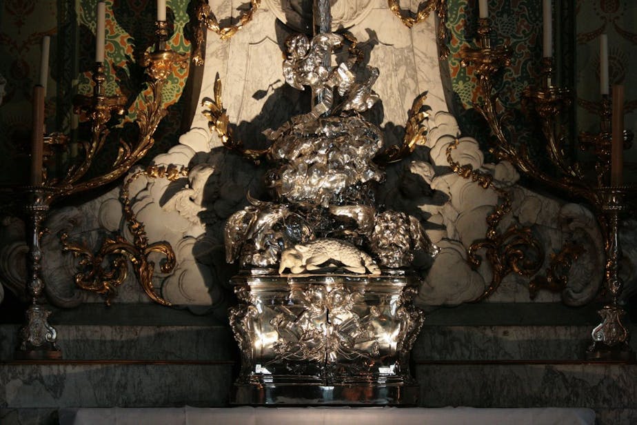 shrine of the holy blood