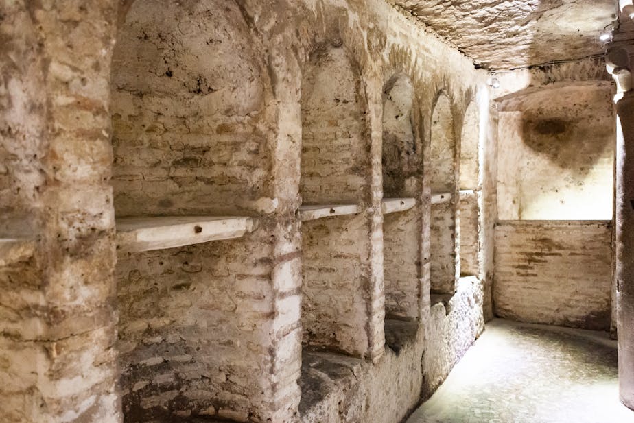 Crypt Niches, S Maria in Cosmedin, Rome