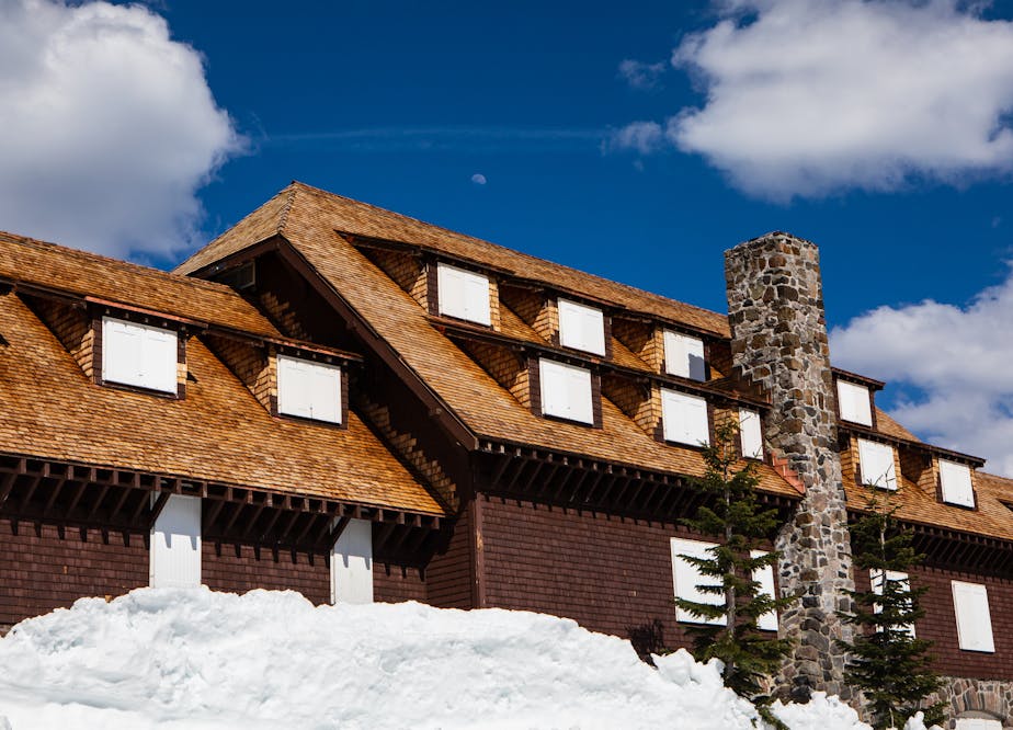 Crater Lake Lodge in Early Spring
