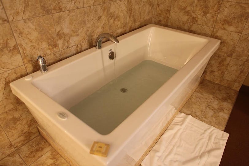 jet tub