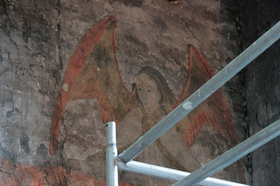 Angel fresco