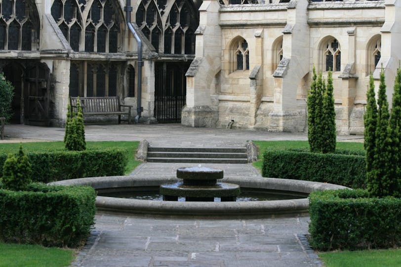 cloister garden