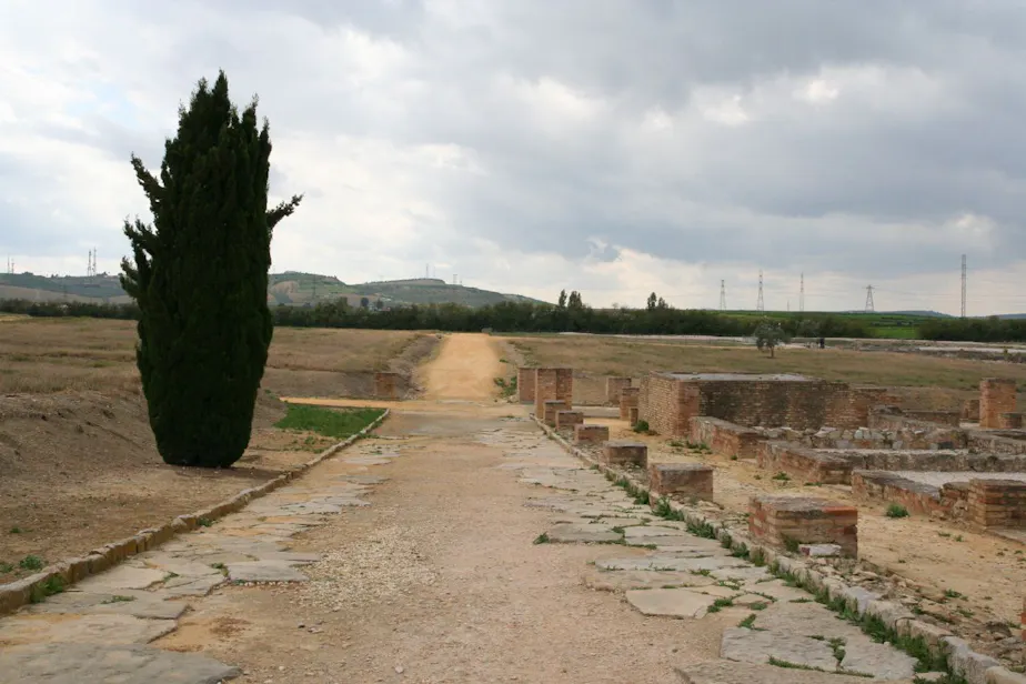 Roman road, italica