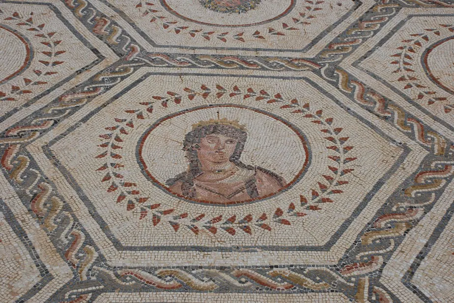 Venus, planets mosaic, italica