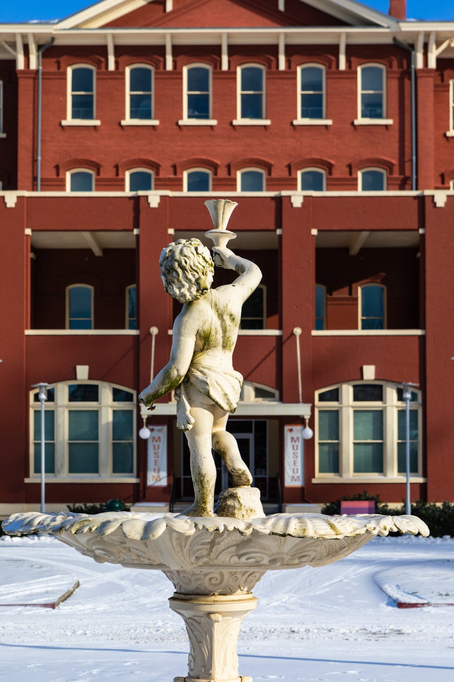 Fountain, Oregon State Hospital - Salem, Oregon