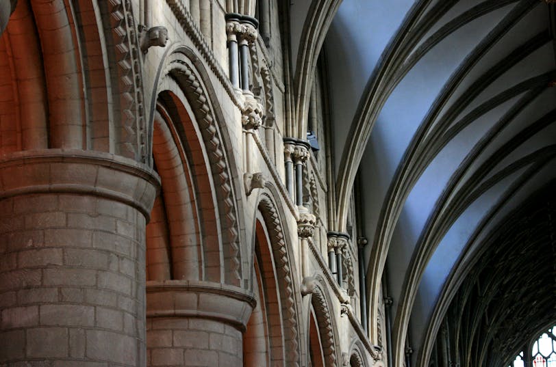Nave Arcade Detail