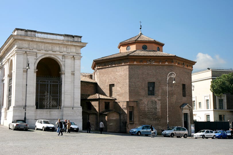 Exterior View, 315 AD